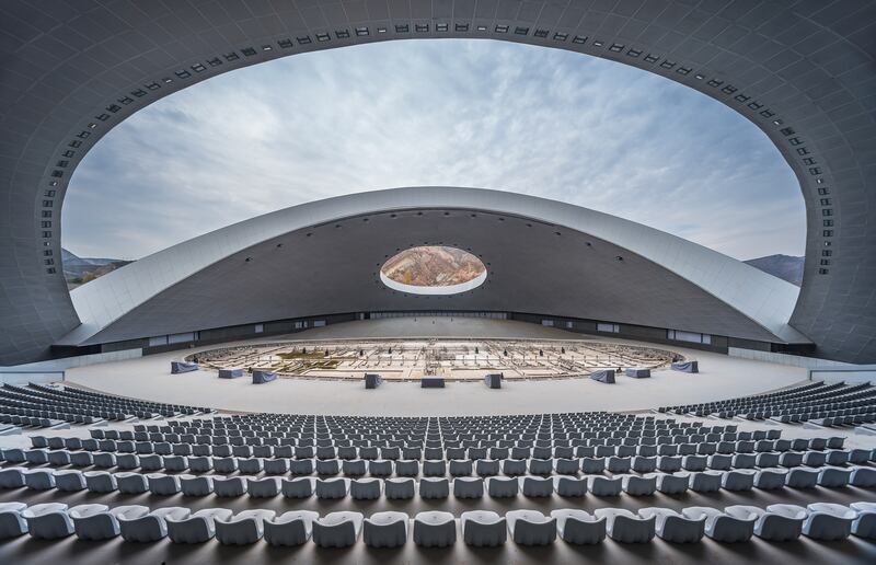 Chinese Culture Exhibition Center by Qingdao Tengyuan Design Institute Co., Ltd
Lanzhou, China.