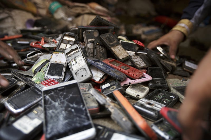 In the US, 141 million mobile devices were thrown away in 2010, nine in 10 heading for the landfill. Kuni Takahashi / Bloomberg 