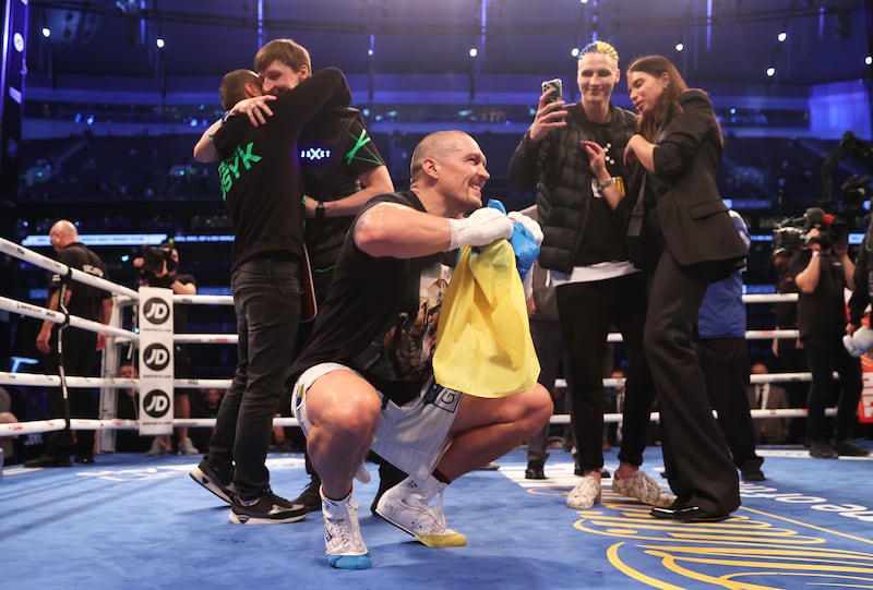 Oleksandr Usyk celebrates after being crowned the new heavyweight world champion. Getty