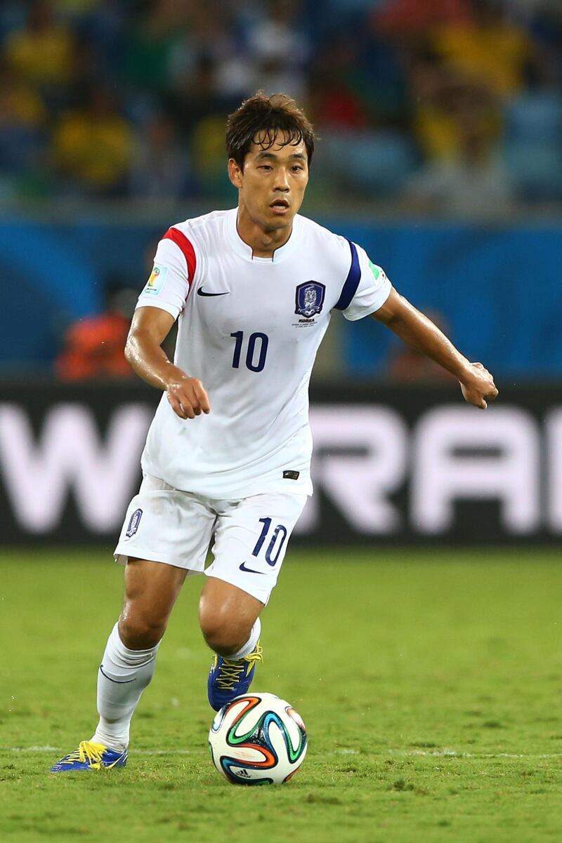 CUIABA, BRAZIL - JUNE 17:  Park Chu-Young of South Korea controls the ball during the 2014 FIFA World Cup Brazil Group H match between Russia and South Korea at Arena Pantanal on June 17, 2014 in Cuiaba, Brazil.  (Photo by Elsa/Getty Images)