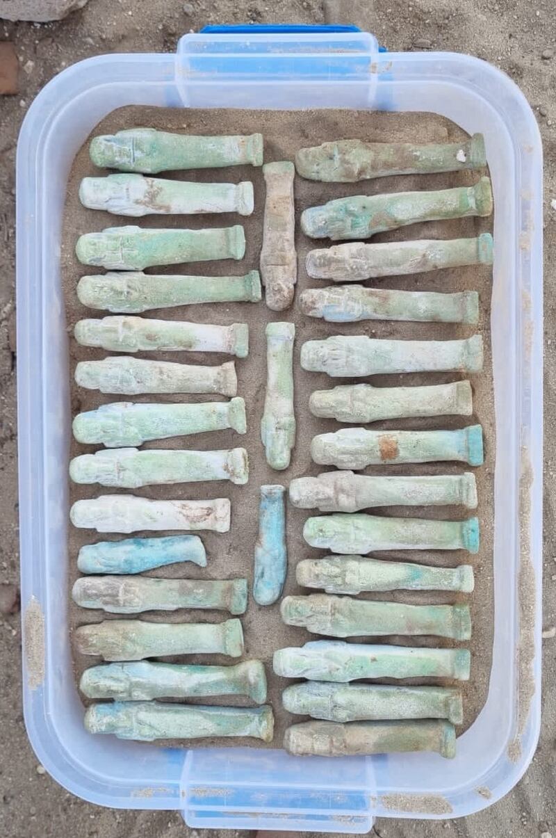 Around 400 ushabti funerary figurines made of faience were found in the sealed tomb.