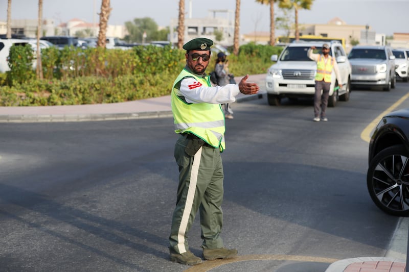 Dubai Police directs traffic