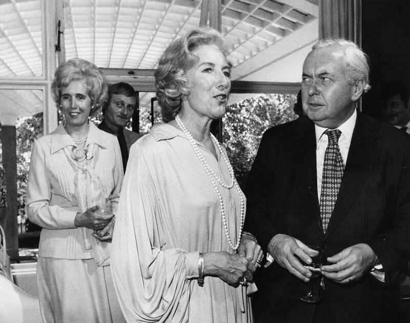 British Prime Minister Harold Wilson talking to singer Vera Lynn, at a Variety Club luncheon, at the Savoy Hotel, London, July 22nd 1975. (Photo by Peter Cade/Central Press/Getty Images)