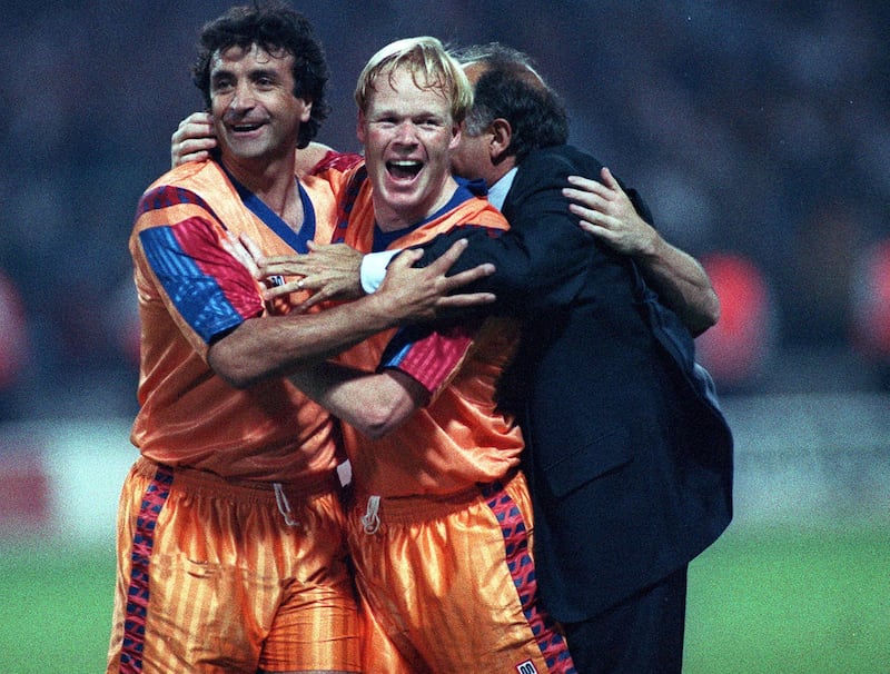 Barcelona v Sampdoria European Cup Final Wembley 20/5/92 
Pic : Action Images 
Ronald Koeman and Alexanco of Barcelona celebrate becoming European champions