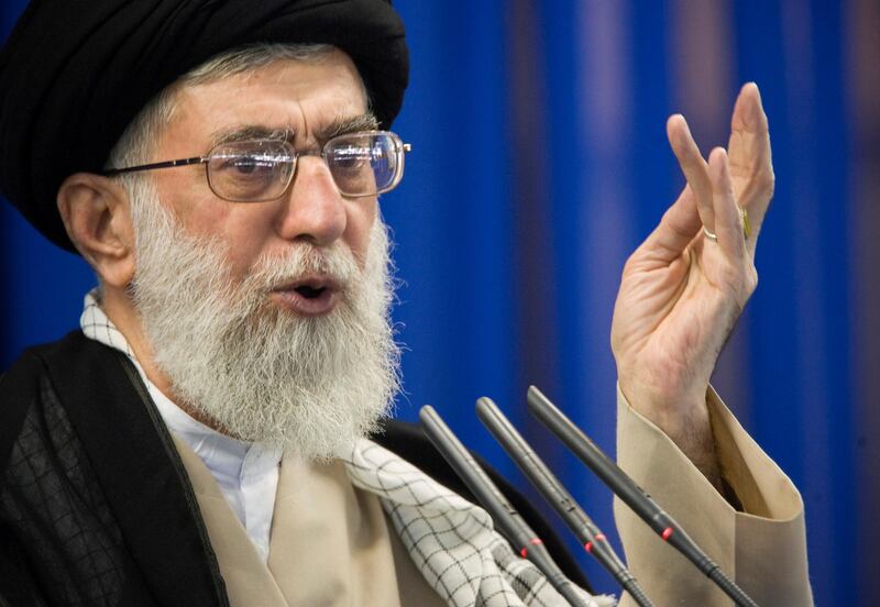 FILE PHOTO: Iran's Supreme Leader Ayatollah Ali Khamenei speaks during Friday prayers in Tehran, September 14, 2007. REUTERS/Morteza Nikoubazl/File Photo