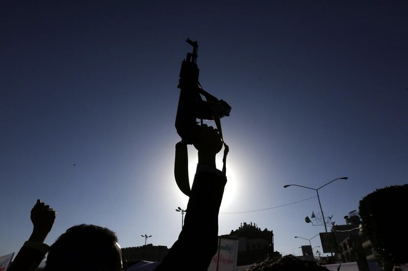 epa06377298 A Yemeni holds up a weapon during a protest against the US President decision to recognize Jerusalem as the capital of Israel, in Sana'a, Yemen, 08 December 2017. US president Donald J. Trump on 06 December announced he is recognising Jerusalem as the Israel capital and will relocate the US embassy from Tel Aviv to Jerusalem.  EPA/YAHYA ARHAB