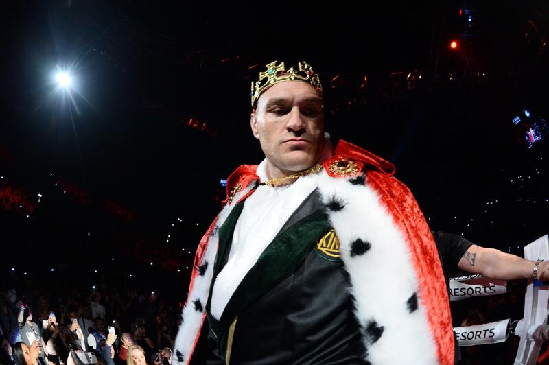 Tyson Fury meanwhile dressed as a more traditional English king. Joe Camporeale / USA TODAY Sports