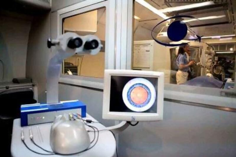 The training hospital for ophthalmologists, which will close in a few months after 18 years of service, will tour five cities in the surrounding region to mark World Eye Day on October 11.