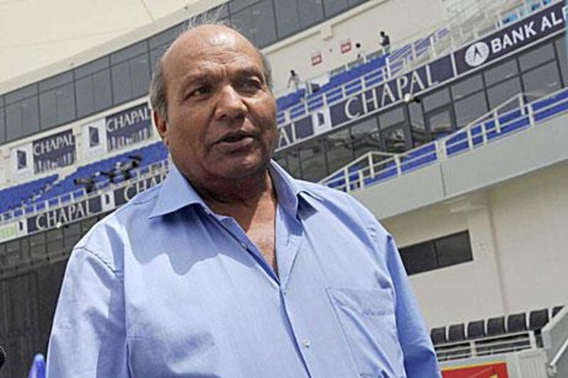 Intikhab Alam will be the Pakistan team manager for the matches with South Africa.