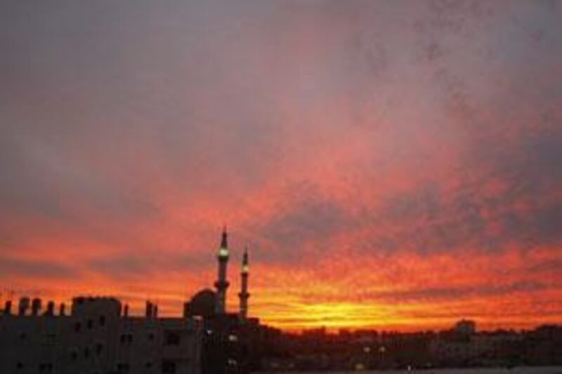 Sunset over the town of Rafah: More and more Palestinian citizens are understanding that Israel is not serious about negotiations for peace.