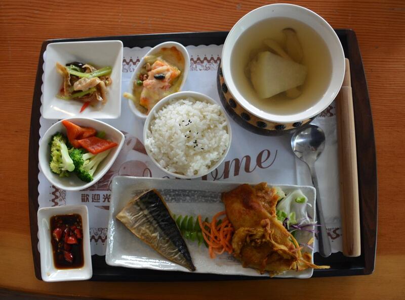 A typical Taiwanese meal. Photo by Rosemary Behan