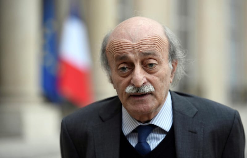 Lebanese Druze leader Walid Joumblatt makes a statement after his meeting with French President on February 21, 2017 at the Elysee Presidential Palace in Paris.  / AFP PHOTO / STEPHANE DE SAKUTIN