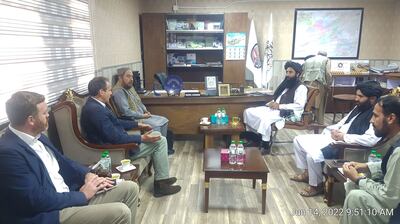 James Cowan meets Mawlawi Sharafuddin Muslim, deputy minister of Disaster Management and Humanitarian Affairs. Photo: The Halo Trust