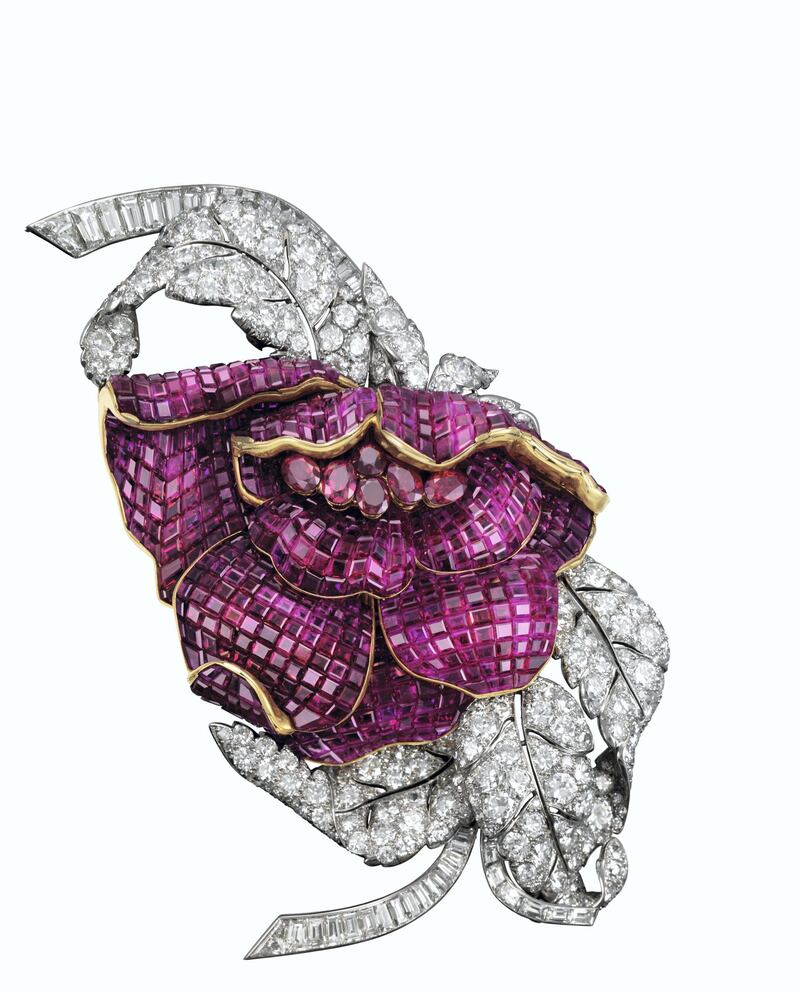 Clip pivoine, Princess Faiza, 1937. Photo: Van Cleef & Arpels