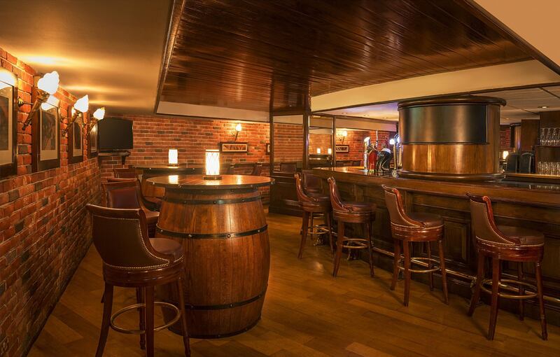 The Tavern English Pub at Sheraton Abu Dhabi. Courtesy Sheraton Abu Dhabi Hotel & Resort