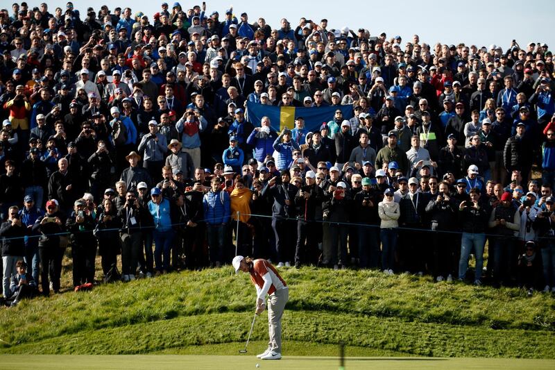 epa08374697 (FILE)  Tommy Fleetwood of England putts on to the 7th green during the Ryder Cup 2018 at The Golf National in Guyancourt, near Paris, France, 29 September 2018, re-issued 21 April 2020. As the PGA (Professional Golfers Association) confirmed on 21 April, they examine the possibility, that the Ryder Cup takes place without spectators, although PGA-Chief Seth Waugh said, "it is hard to imagine a Ryder Cup without fans". The Ryder Cup is set to take place from 25th to 27th September 2020 in Wisconsin, USA.  EPA/IAN LANGSDON *** Local Caption *** 54662427