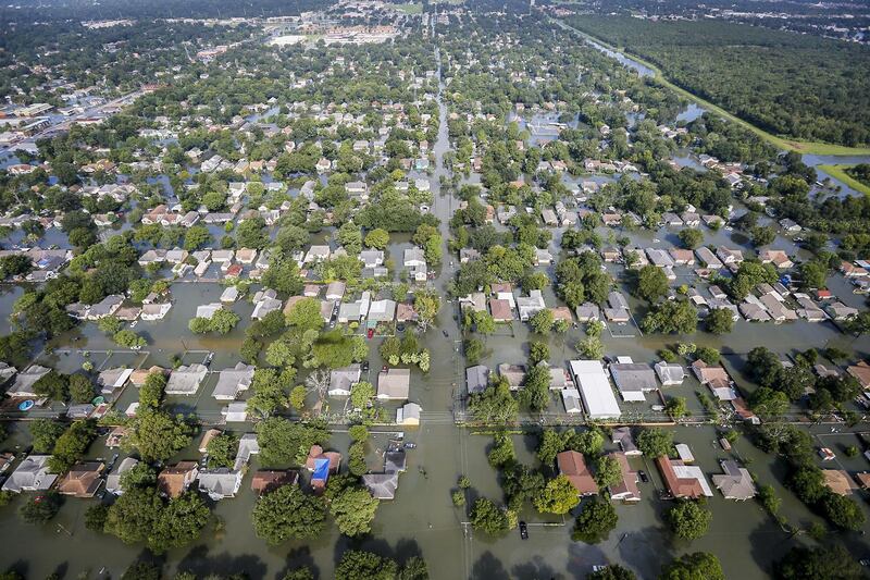 epa06178246 In this handout image provided by the Air National Guard shows an aerial from showing extensive flooding caused by Hurricane Harvey in a residential area in Southeast Texas,  USA, 31 August, 2017 (issued 01 September 2017).  EPA/Staff Sgt. Daniel Martinez HANDOUT  HANDOUT EDITORIAL USE ONLY/NO SALES