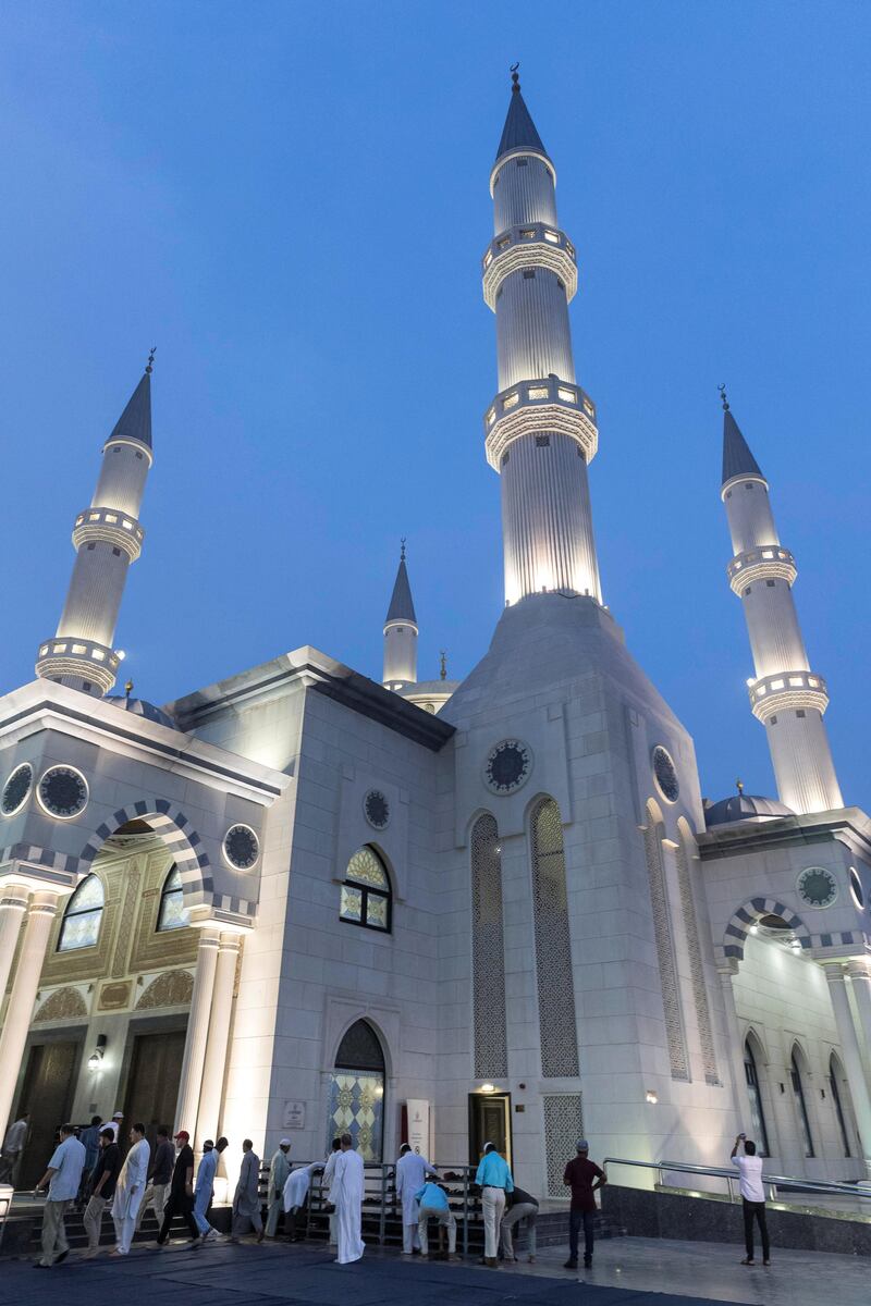 DUBAI, UNITED ARAB EMIRATES. 01 September 2017. Eid Al Adha morning prayers at the Al Farooq Omar bin Al Kahttab Mosque in Al Safa. (Photo: Antonie Robertson/The National) Journalist: None. Section: National.