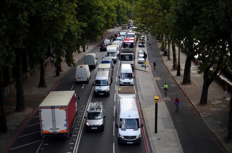 Cars sit in a traffic jam along the Embankment during the morning rush hour in central London, Britain, August 29, 2017. REUTERS/Hannah McKay