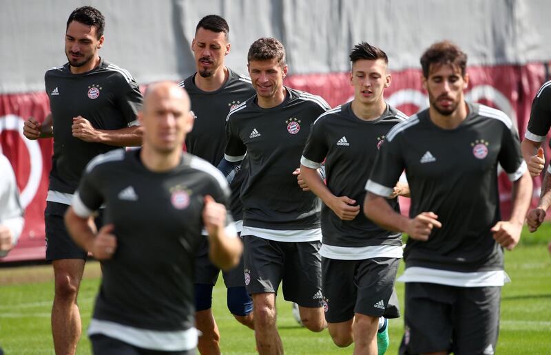 Bayern Munich's Thomas Mueller, Mats Hummels, Arjen Robben, Javi Martinez and Sandro Wagner during a training session. Michael Dalder / Reuters