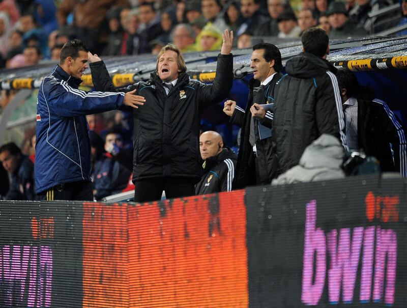 MADRID, SPAIN - DECEMBER 07:  Coach Bernd Schuster (2nd L) of Real Madrid reacts during the La Liga match between Real Madrid and Sevilla at the Santiago Bernabeu Stadium on December 7, 2008 in Madrid, Spain. Real Madrid lost the match 4-3.  (Photo by Jasper Juinen/Getty Images)