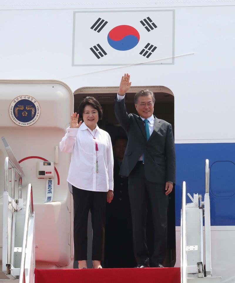 South Korean president Moon Jae-in leaves Jakarta bound for Danang. EPA