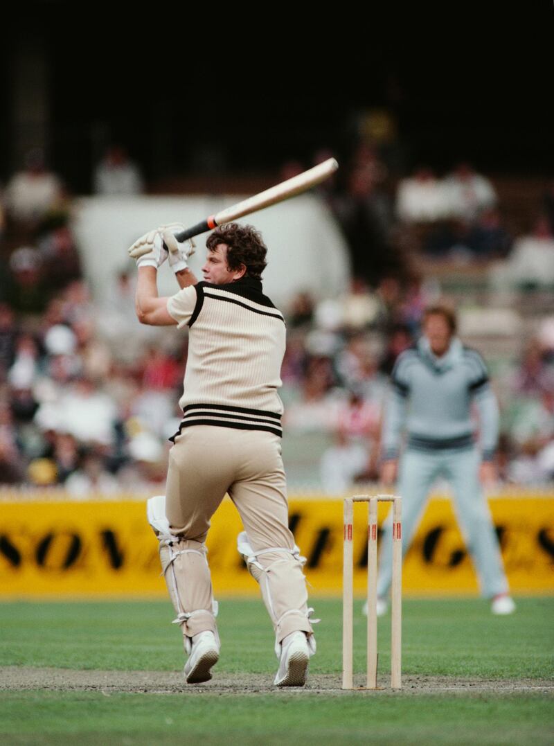 MELBOURNE, AUSTRALIA - JANUARY 13: New Zealand player Lance Cairns hits out using a Newbery bat and wearing the famous brown One Day kit during an Benson and Hedges World Series ODI against England at the MCG on January 13, 1983 in Melbourne, Australia. (Photo by Adrian Murrell/Allsport/Getty Images/Hulton Archive)