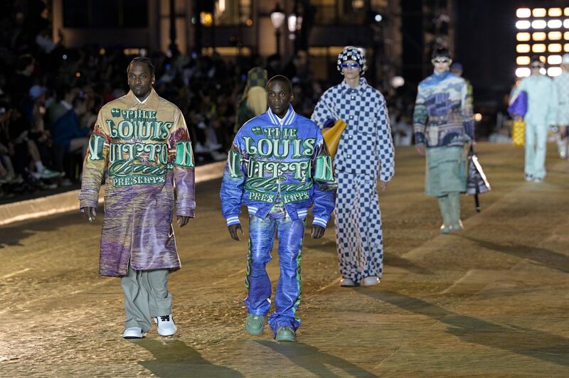 PARIS, FRANCE - JUNE 20: (EDITORIAL USE ONLY - For Non-Editorial use please seek approval from Fashion House) Models walk the runway during the Louis Vuitton Menswear Spring/Summer 2024 show as part of Paris Fashion Week on June 20, 2023 in Paris, France. (Photo by Kristy Sparow / Getty Images)