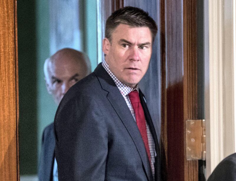 In this photo taken April 20, 2017, White House Communications Director Mike Dubke arrives in the East Room of the White House in Washington. Dubke has resigned as President Donald Trump considers a major staff overhaul amid intensifying inquiries into his campaign's dealings with Russia.  (AP Photo/Andrew Harnik)