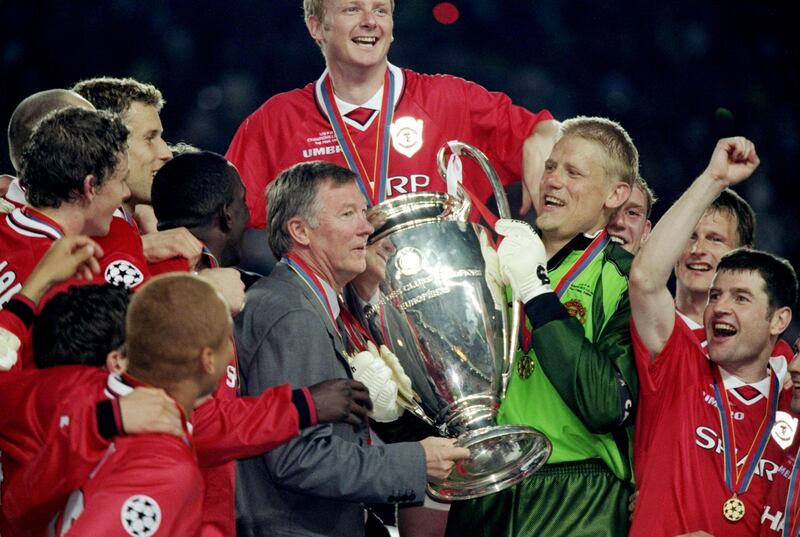 26 May 1999:  Manchester United manager Alex Ferguson and keeper Peter Schmeichel with the trophy after a 2-1 victory over Bayern Munich in the UEFA Champions League Final at the Nou Camp in Barcelona, Spain.  \ Mandatory Credit: Phil Cole /Allsport