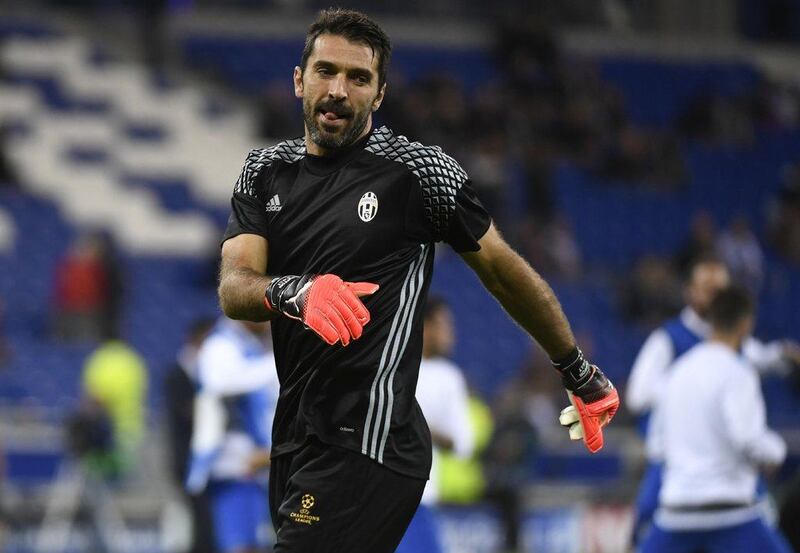 Juventus keeper Gianluigi Buffon warms up prior to the match. Philippe Desmazes / AFP
