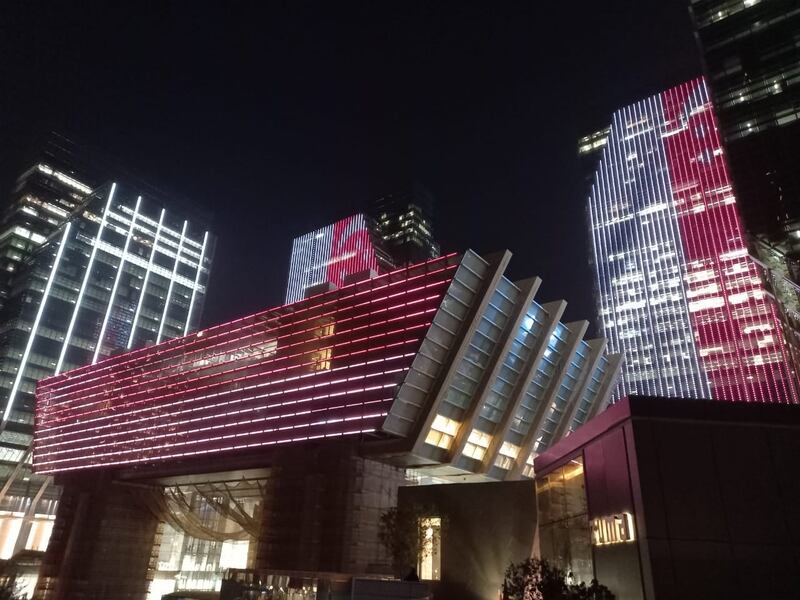 The Galleria on Al Maryah Island joins Abu Dhabi's tribute to Singapore National Day.