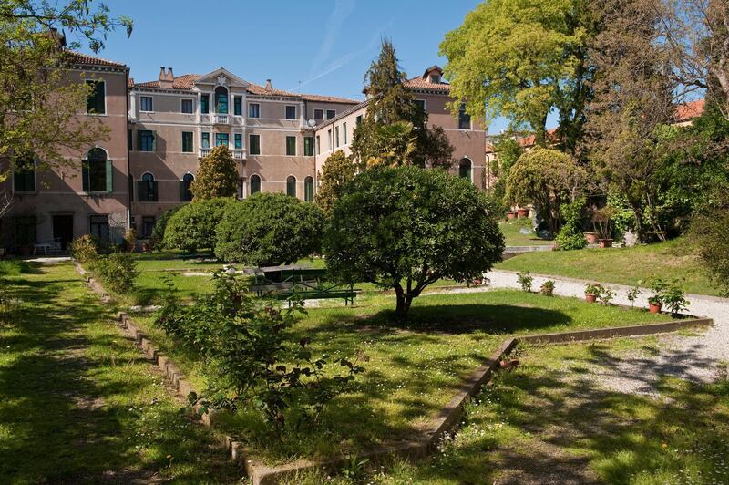 CT2TAG The gardens of Palazzo Zenobio (Ca' Zenobio degli Armeni), Venice, Italy, also known as the Armenian College. It was built in 1690