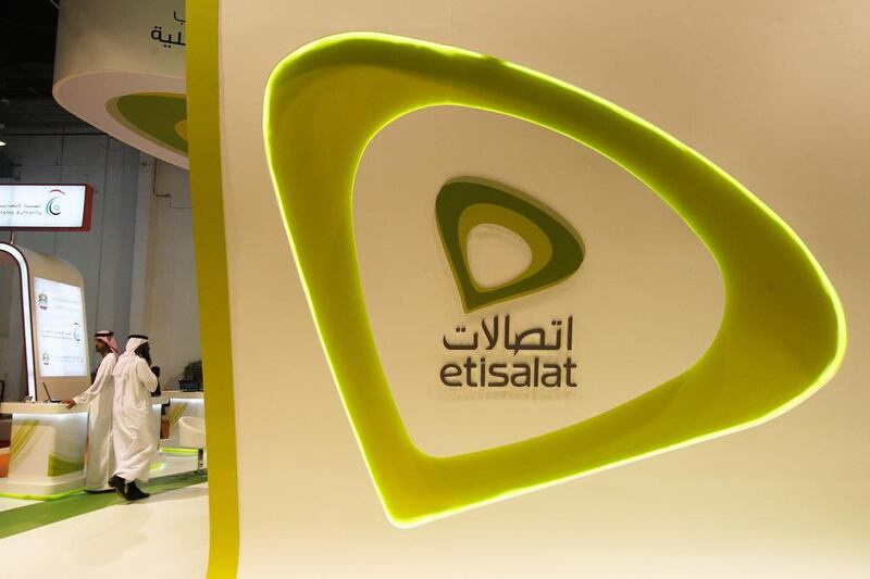 Etisalat customers who sent a message to 3553 were supposed to receive a response from du instructing them how to migrate their phone number between operators, but the Telecommunications Regulatory Authority found the number was blocked by Etisalat. Pawan Singh / The National 