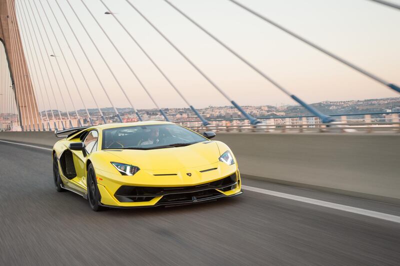 An active aero system uses motors that open or close the flaps in the front splitter in less than 500 milliseconds. Lamborghini
