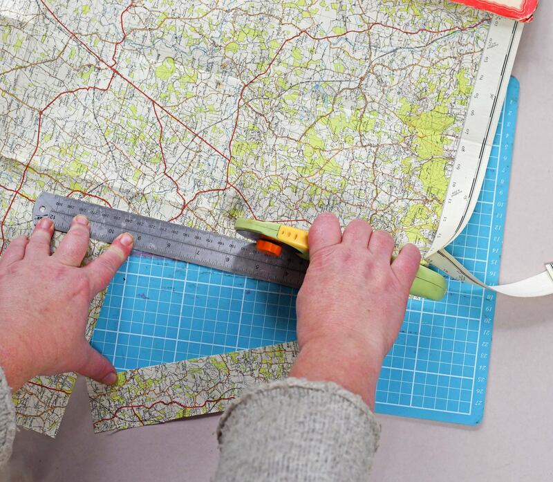 Cut along a map in straight lines to your desired length. Photo: Pillarboxblue.com