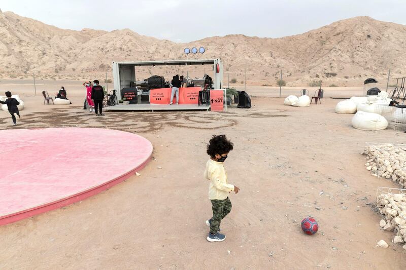 SHARJAH, UNITED ARAB EMIRATES. 21 FEBRUARY 2021. Not A Space is a cool new pop-up location in the Al Faya Desert of Sharjah where people can go to enjoy a coffee and a bite to eat. (Photo: Antonie Robertson/The National) Journalist: Hayley Skirka. Section: National.