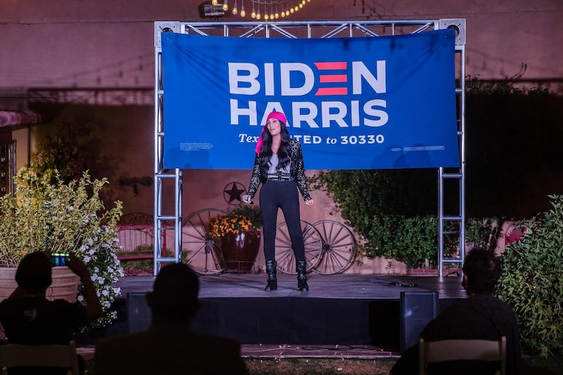 Voting Biden: Singer Cher. AFP