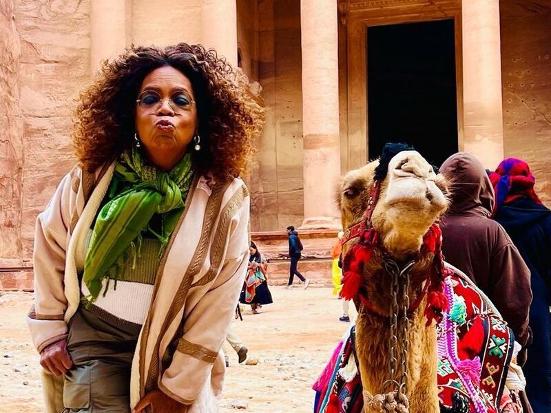 Oprah Winfrey in front of the Treasury in Petra. Photo: Instagram / Oprah Winfrey