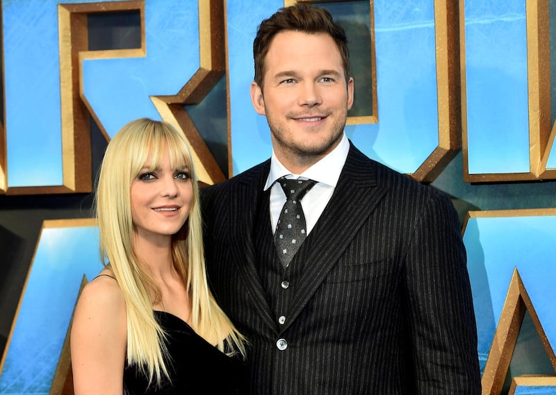 FILE PHOTO Chris Pratt (R) poses with his wife Anna Faris as they attend a premiere of the film "Guardians of the galaxy, Vol. 2" in London April 24, 2017. REUTERS/Hannah McKay/File Photo