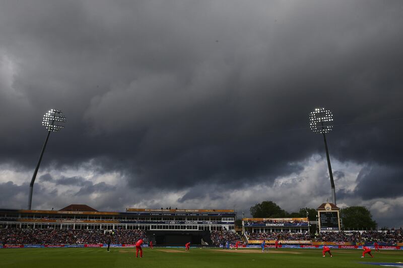 BIRMINGHAM, ENGLAND - JUNE 23: General view of play under threatening skies during the ICC Champions Trophy Final match between England and India at Edgbaston on June 23, 2013 in Birmingham, England.  (Photo by Michael Steele/Getty Images) *** Local Caption ***  171202272.jpg