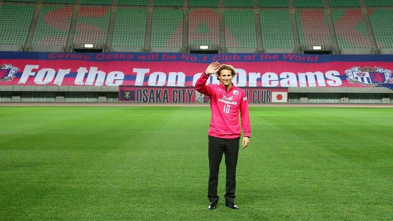 Diego Forlan arrived in Japan on Wednesday. Koji Watanabe / Getty Images