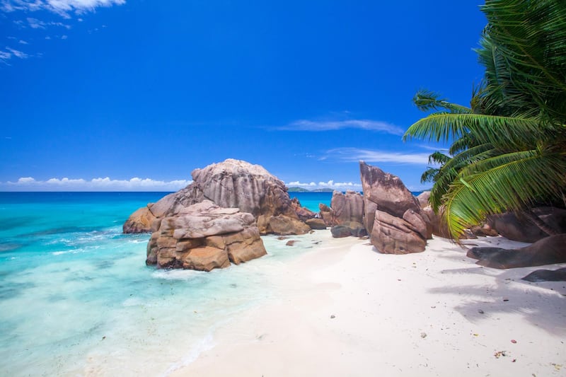 Emirates has announced it will resume its flights to the Seychelles. Unsplash