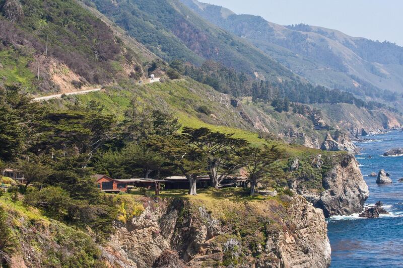 FMWARH Esalen Institute Retreat Center, below Pacific Coast Highway,PCH, Highway 1,California,U.S.A.,United States of America. Alamy