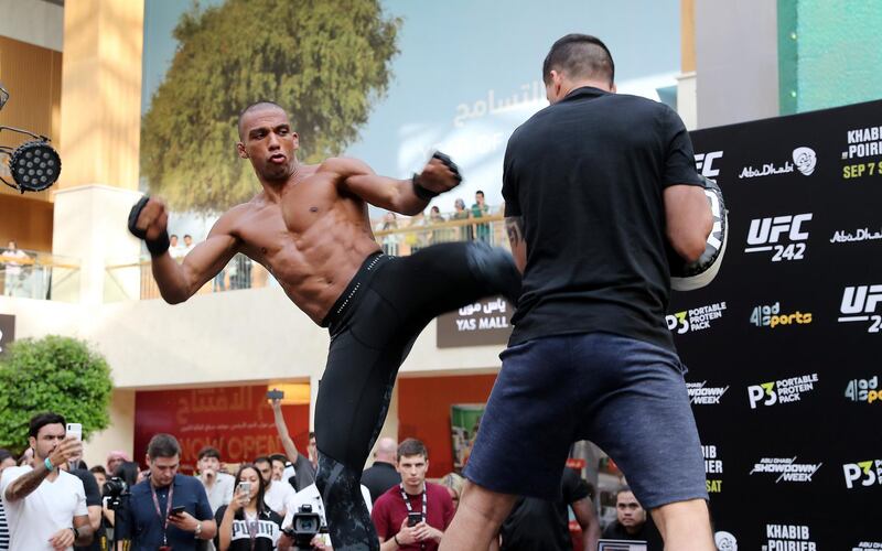 ABU DHABI ,  UNITED ARAB EMIRATES , SEPTEMBER 4 – 2019 :- Edson Barboza during the UFC Open Workout session held at The Yas Mall in Abu Dhabi. ( Pawan Singh / The National ) For Sports/Online/Instagram. Story by John