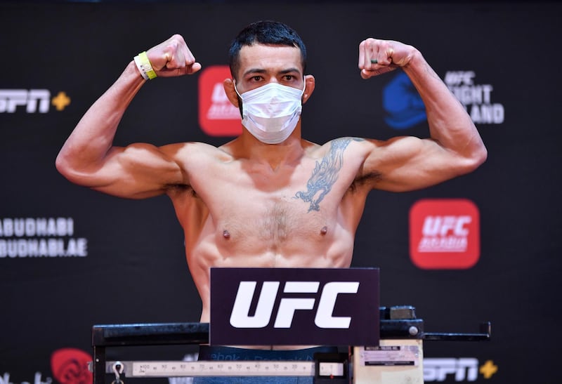 ABU DHABI, UNITED ARAB EMIRATES - JULY 14: Dan Ige poses on the scale during the UFC Fight Night weigh-in inside Flash Forum on UFC Fight Island on July 14, 2020 in Yas Island, Abu Dhabi, United Arab Emirates. (Photo by Jeff Bottari/Zuffa LLC via Getty Images)