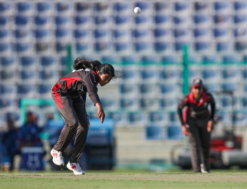 Induja Nandakumar in action during the Women's T20 World Cup Qualifier, UAE v Thailand. 