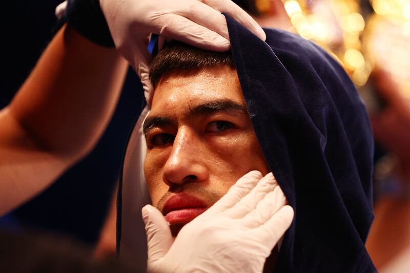 Dmitry Bivol prepares for the fight. Getty