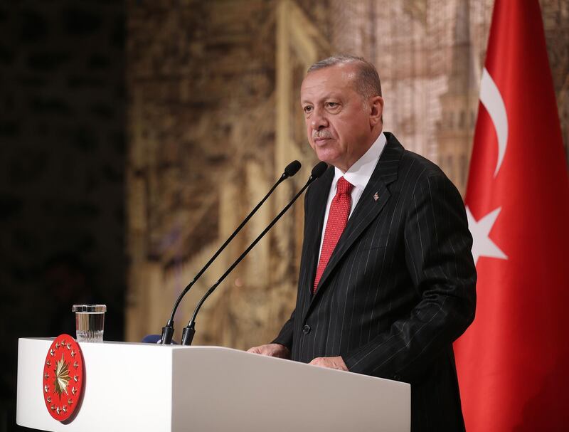 A handout photo released by the Turkish President's press office shows Turkish President Tayyip Erdogan talking to media in Istanbul on October 18, 2019.  RESTRICTED TO EDITORIAL USE - MANDATORY CREDIT "AFP/TURKISH PRESIDENTIAL PRESS OFFICE " - NO MARKETING NO ADVERTISING CAMPAIGNS - DISTRIBUTED AS A SERVICE TO CLIENTS
 / AFP / TURKISH PRESIDENTIAL PRESS OFFICE  / STRINGER / RESTRICTED TO EDITORIAL USE - MANDATORY CREDIT "AFP/TURKISH PRESIDENTIAL PRESS OFFICE " - NO MARKETING NO ADVERTISING CAMPAIGNS - DISTRIBUTED AS A SERVICE TO CLIENTS
