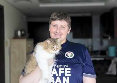 DUBAI, UNITED ARAB EMIRATES. 15 MARCH 2020. 
Lisa Knight, Co-Founder, Cafe Isan, rescue cat Lulu.
(Photo: Reem Mohammed/The National)

Reporter:
Section: